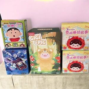 Blind Box Bundle: GigiPig; 2X Munmum Bedtime; Maymei; Crayon Shinchan